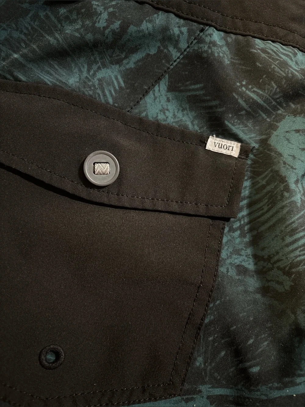 Vuori Men's Cruise Boardshorts Size: 34